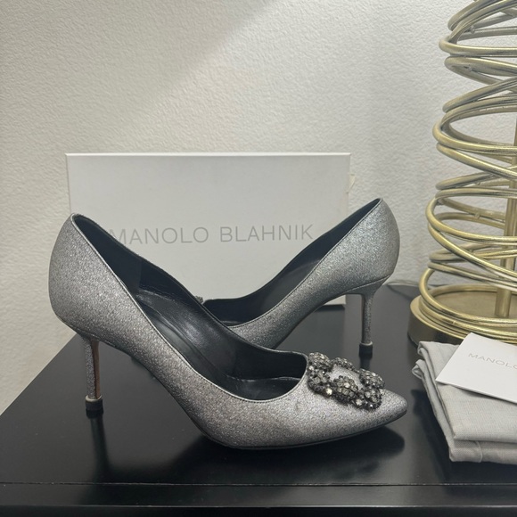 Manolo Blahnik Hangisi 70 Embellished Lamé Crystal Buckle Silver 38.5 - Picture 3 of 9